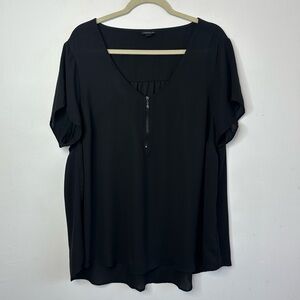 Torrid Womens Hi Low Zip Front Blouse Size 2 Black Short Sleeve Top